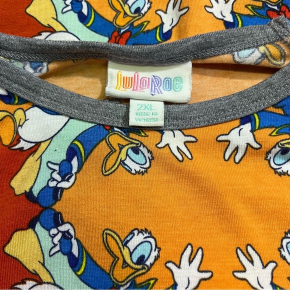 LuLaRoe Disney Donald Duck Print Raglan Top Tee - Picture 2 of 8